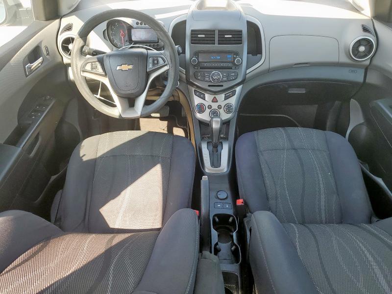 1G1JC5SH3F4106710 - 2015 CHEVROLET SONIC LT 银色 照片 8