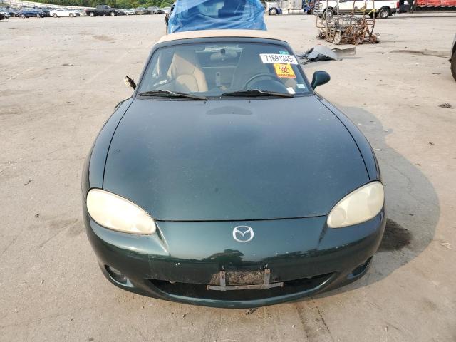 JM1NB353130304835 - 2003 MAZDA MX-5 MIATA BASE GREEN photo 5