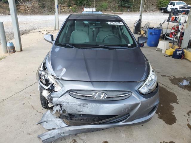 KMHCT4AE8HU331382 - 2017 HYUNDAI ACCENT SE GRAY photo 5