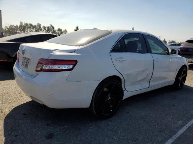 4T4BF3EK2AR023875 - 2010 TOYOTA CAMRY BASE WHITE photo 3