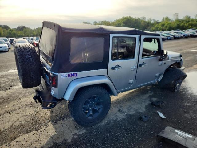 1C4BJWEG0DL586136 - 2013 JEEP WRANGLER U SAHARA SILVER photo 3