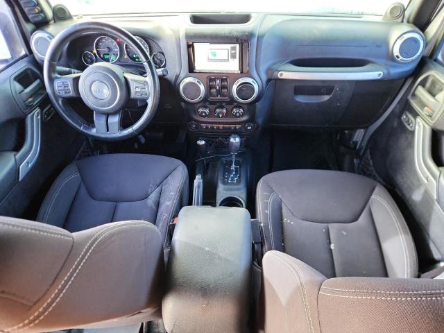 1C4BJWEG0DL586136 - 2013 JEEP WRANGLER U SAHARA SILVER photo 8