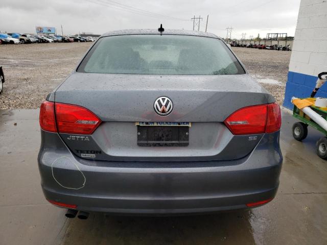 3VWD07AJ7EM402620 - 2014 VOLKSWAGEN JETTA SE GRAY photo 6