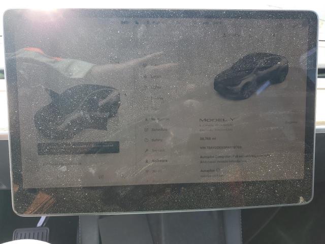 7SAYGDEE0PA039788 - 2023 TESLA MODEL Y 灰色 照片 9