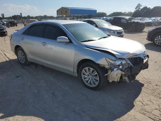 4T1BF3EKXBU582022 - 2011 TOYOTA CAMRY BASE فضي صورة 4