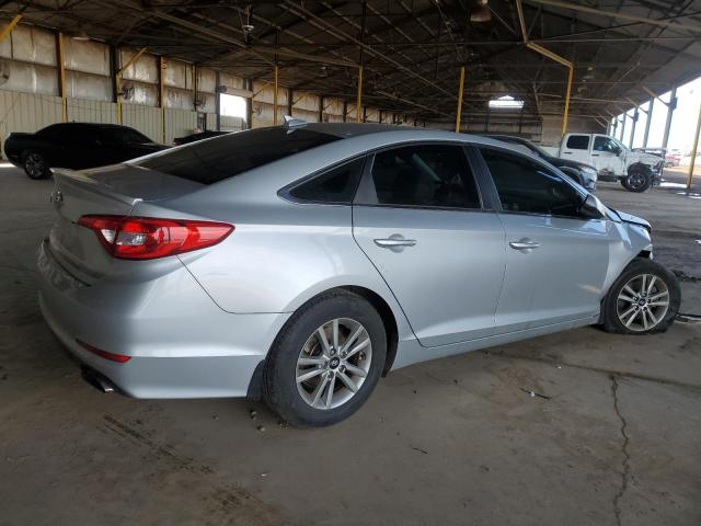 5NPE24AF7HH484807 - 2017 HYUNDAI SONATA SE ვერცხლისფერი ფოტო 3