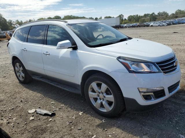 1GNKRGKD5HJ164073 - 2017 CHEVROLET TRAVERSE LT Ağ foto 4