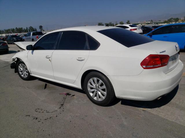 1VWAP7A39DC114405 - 2013 VOLKSWAGEN PASSAT S WHITE photo 2