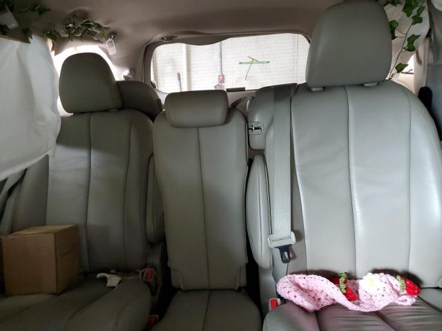 5TDYK3DC8CS271070 - 2012 TOYOTA SIENNA XLE WHITE photo 10