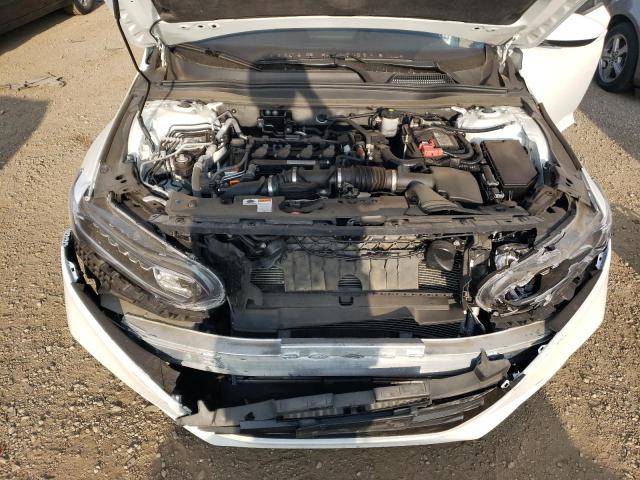 1HGCV1F16JA220454 - 2018 HONDA ACCORD LX WHITE photo 11