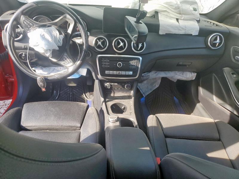 WDDSJ4GB3KN723440 - 2019 MERCEDES-BENZ CLA 250 4MATIC RED photo 8