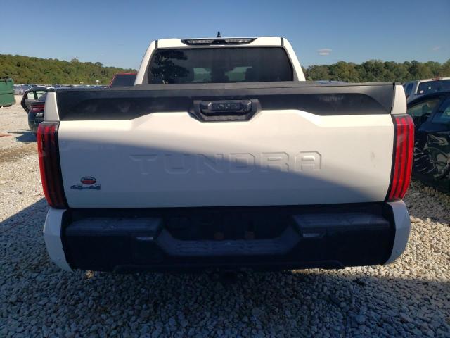 5TFLA5DB1NX006875 - 2022 TOYOTA TUNDRA CREWMAX SR WHITE photo 6