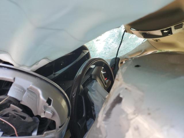 1GYUKBEF5AR110246 - 2010 CADILLAC ESCALADE LUXURY 银色 照片 9