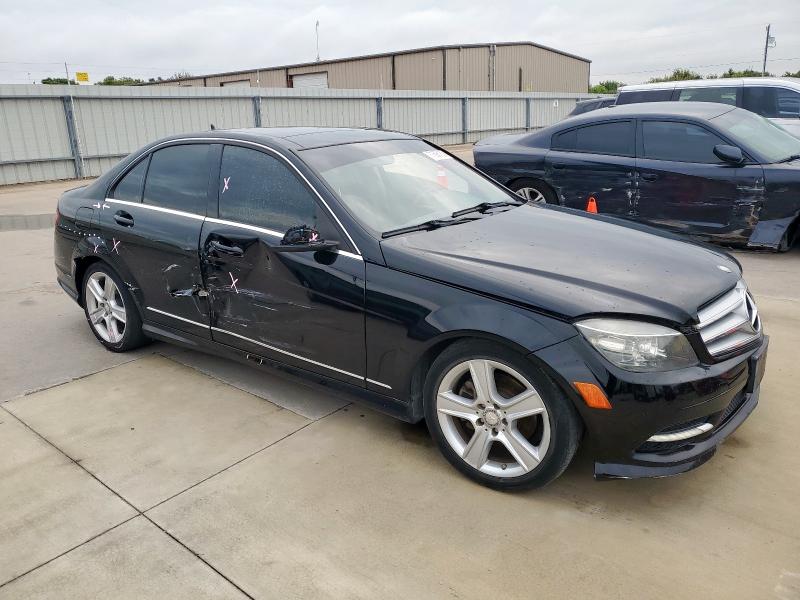 WDDGF8BB3BR139022 - 2011 MERCEDES-BENZ C 300 4MATIC BLACK photo 4