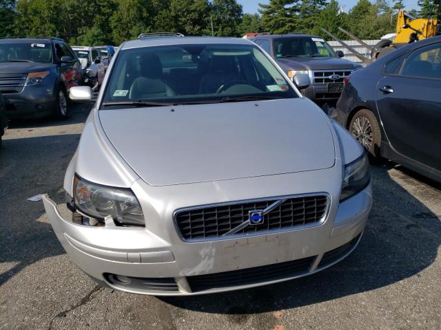 YV1MS682752056267 - 2005 VOLVO S40 T5 SILVER photo 5