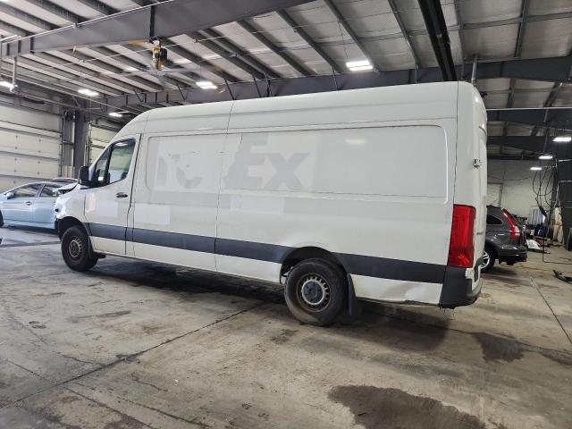 W1Y40CHY5KT018472 - 2019 MERCEDES-BENZ SPRINTER 2500 WHITE photo 2