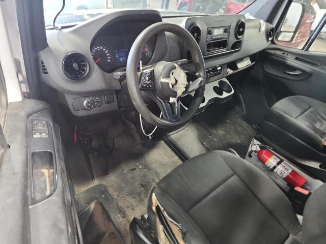 W1Y40CHY5KT018472 - 2019 MERCEDES-BENZ SPRINTER 2500 WHITE photo 8