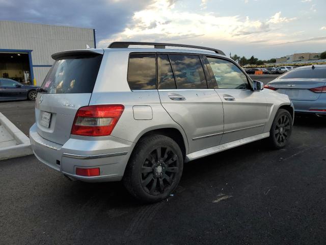 WDCGG8HB1AF379047 - 2010 MERCEDES-BENZ GLK 350 4MATIC SILVER photo 3