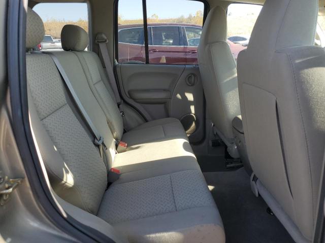 1J4GL38K55W709731 - 2005 JEEP LIBERTY RENEGADE 棕色 照片 11