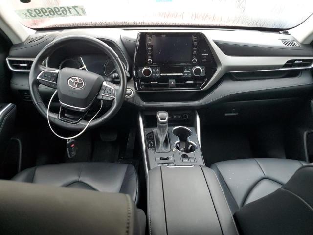 5TDGZRBH5MS067515 - 2021 TOYOTA HIGHLANDER XLE წითელი ფოტო 8