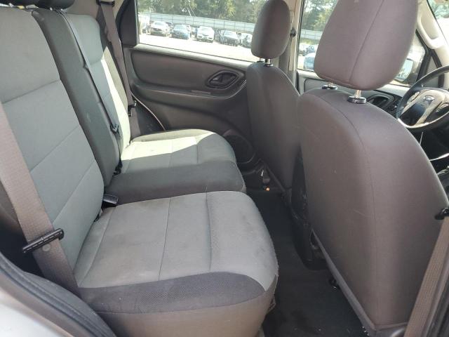 1FMYU02Z16KB78379 - 2006 FORD ESCAPE XLS SILVER photo 11