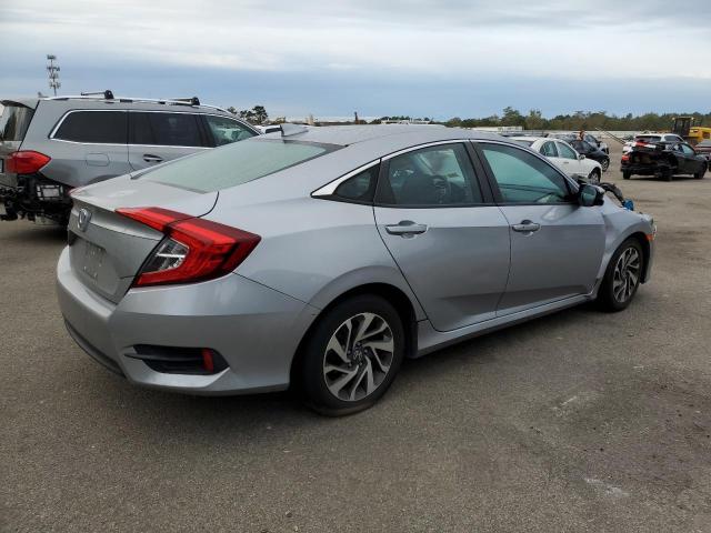 2HGFC2F7XJH603599 - 2018 HONDA CIVIC EX SILVER photo 3