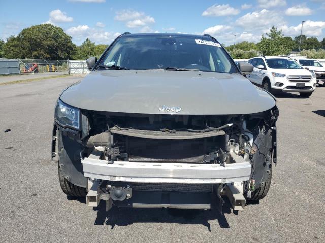 3C4NJDCB9MT604923 - 2021 JEEP COMPASS LIMITED გრაფიტი ფოტო 5