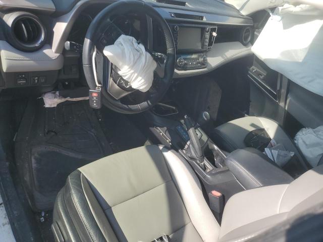 JTMYFREV2JJ748951 - 2018 TOYOTA RAV4 LIMITED WHITE photo 8