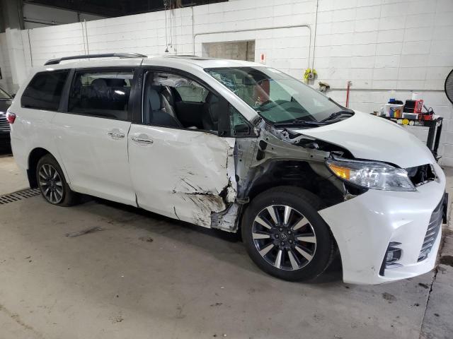 5TDDZ3DC2KS210712 - 2019 TOYOTA SIENNA XLE 白色 照片 4
