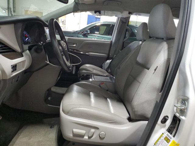 5TDDZ3DC2KS210712 - 2019 TOYOTA SIENNA XLE 白色 照片 7