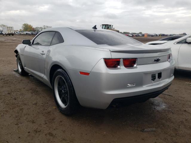 2G1FA1E36D9221753 - 2013 CHEVROLET CAMARO LS SILVER photo 2