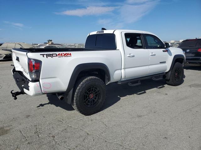 3TMDZ5BN8PM142567 - 2023 TOYOTA TACOMA DOUBLE CAB Beyaz fotoğraf 3