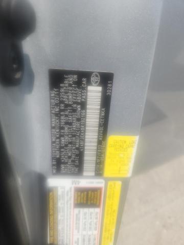 4T4BF3EK4BR192166 - 2011 TOYOTA CAMRY BASE Srebrny zdjęcie 12