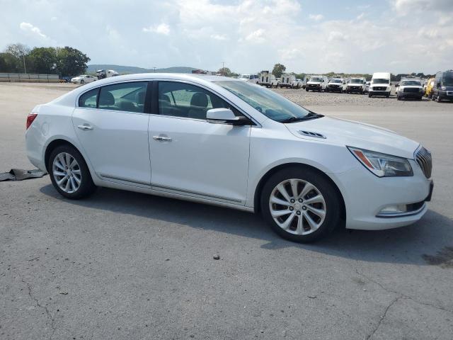 1G4GB5G30FF148253 - 2015 BUICK LACROSSE WHITE photo 4