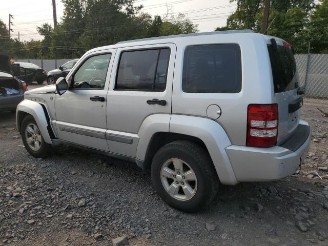 1C4PJMAK5CW100339 - 2012 JEEP LIBERTY SPORT SILVER photo 2