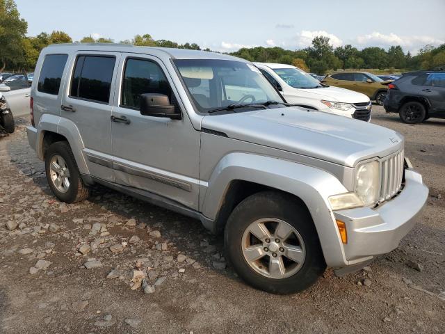 1C4PJMAK5CW100339 - 2012 JEEP LIBERTY SPORT SILVER photo 4