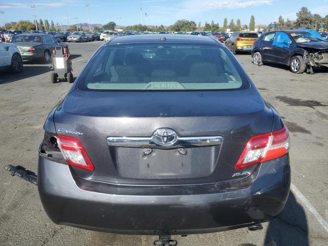 4T1BF3EK4BU657541 - 2011 TOYOTA CAMRY BASE GRAY photo 6