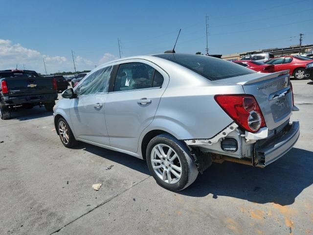 1G1JC5SH1F4202335 - 2015 CHEVROLET SONIC LT 银色 照片 2