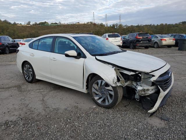 4S3BWAN6XR3004241 - 2024 SUBARU LEGACY LIMITED WHITE photo 4