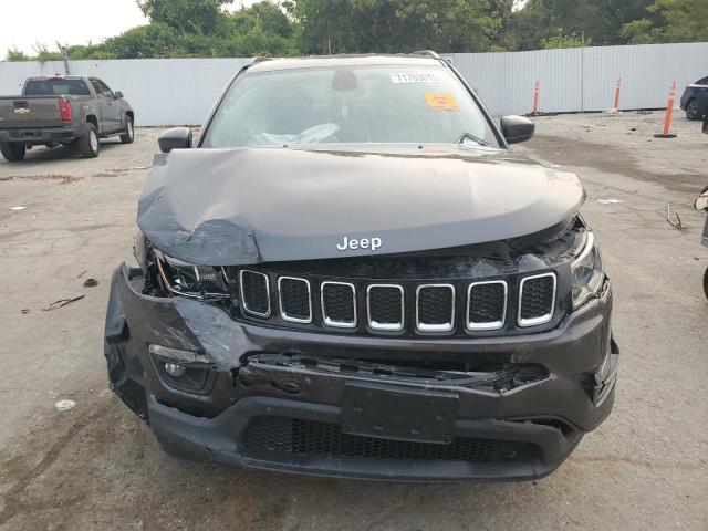 3C4NJCBB0JT468267 - 2018 JEEP COMPASS LATITUDE Qara foto 5