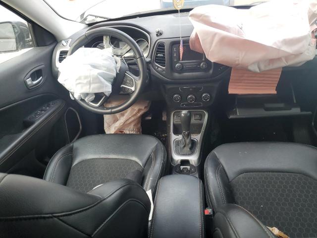 3C4NJCBB0JT468267 - 2018 JEEP COMPASS LATITUDE Qara foto 8