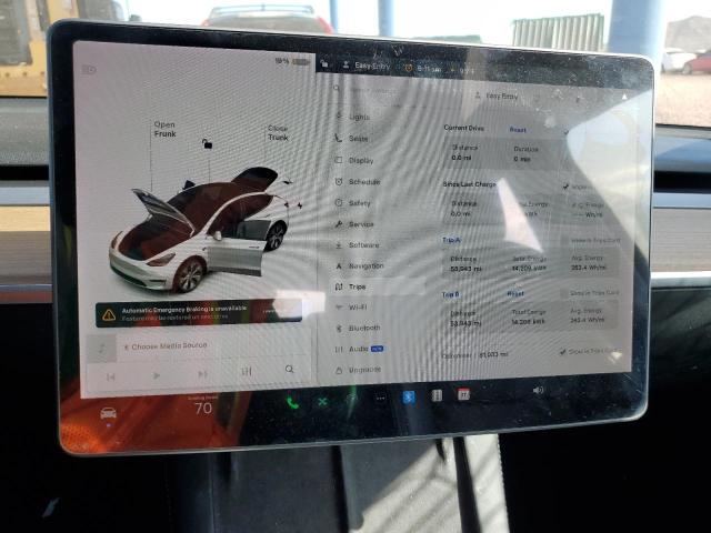 5YJYGDEE6MF218607 - 2021 TESLA MODEL Y WHITE photo 9