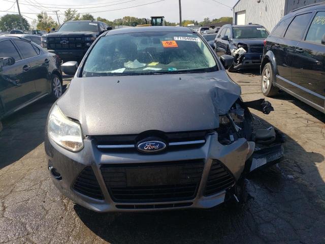 1FAHP3K27CL354184 - 2012 FORD FOCUS SE GRAY photo 5