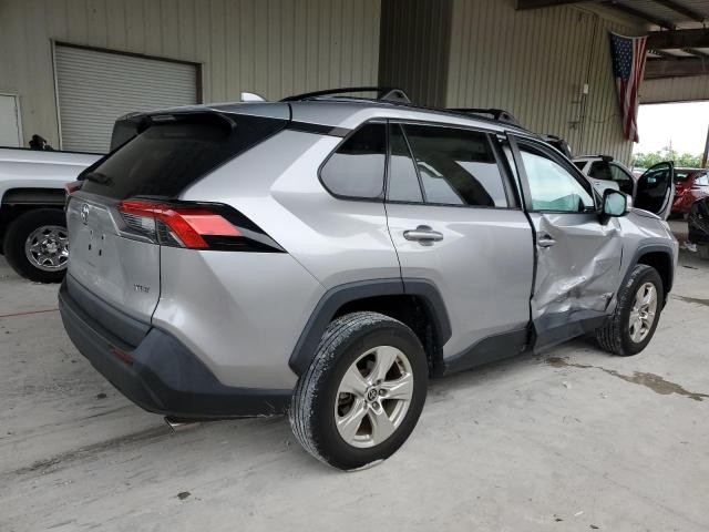 2T3W1RFV6MC123044 - 2021 TOYOTA RAV4 XLE SILVER photo 3