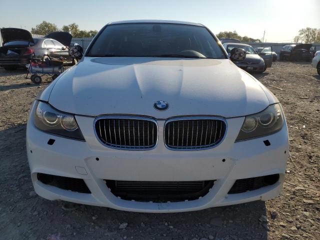 WBAPL5C58BA917689 - 2011 BMW 335 XI WHITE photo 5