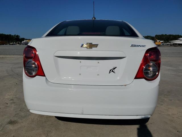 1G1JA5SH4F4128642 - 2015 CHEVROLET SONIC LS WHITE photo 6