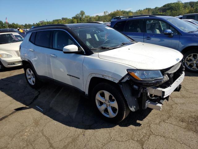 3C4NJDBB0JT313871 - 2018 JEEP COMPASS LATITUDE თეთრი ფოტო 4