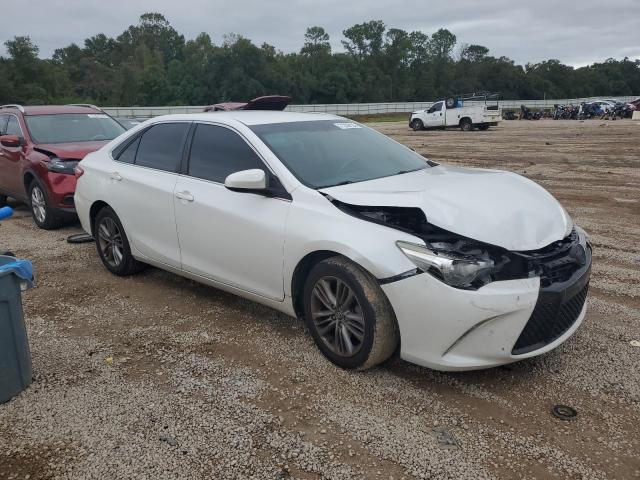 4T1BF1FK8GU222418 - 2016 TOYOTA CAMRY LE WHITE photo 4