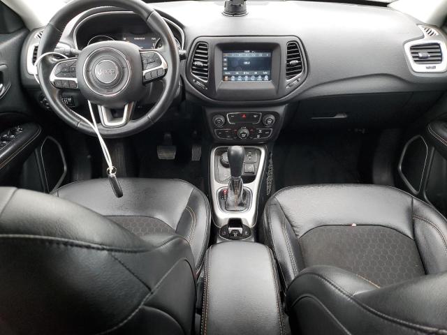 3C4NJDBB8JT313665 - 2018 JEEP COMPASS LATITUDE Ağ foto 8
