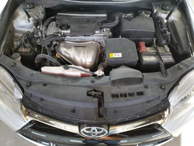 4T1BF1FK5HU721467 - 2017 TOYOTA CAMRY LE SILVER photo 11